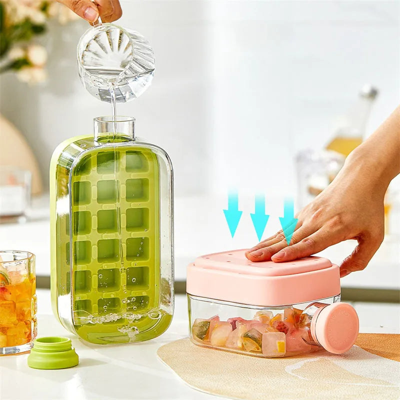 Ice Cube Tray With Straw - VaultHaus