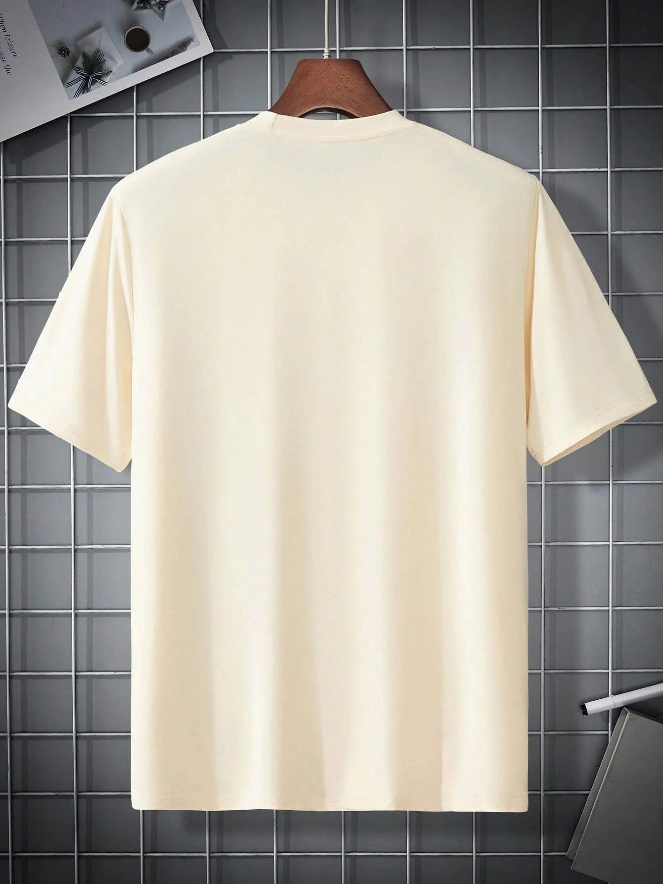 Men's cotton summer graphic print bear t-shirt in soft cream color, perfect for casual wear