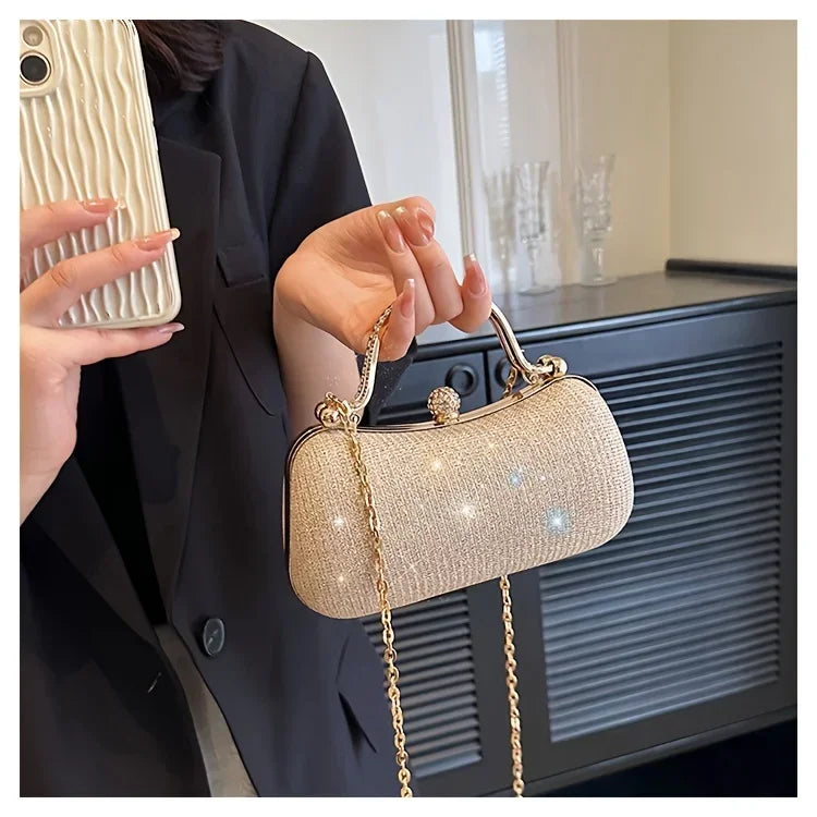 Elegant rhinestone evening bag with a delicate chain strap for stylish occasions