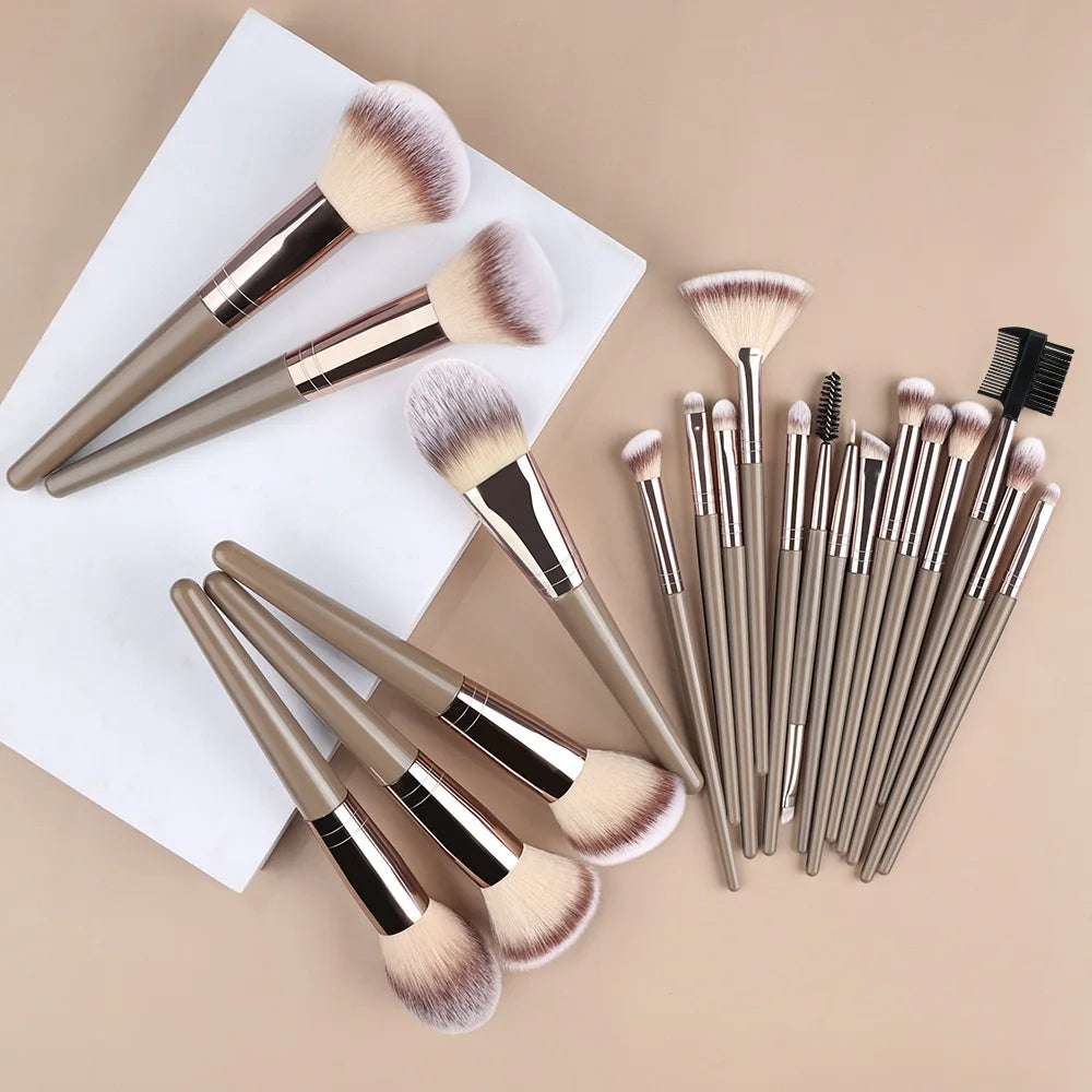 Makeup Brushes Set - VaultHaus