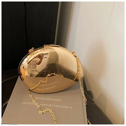 Gold Acrylic Shell Shape Clutch Bag with Chain Strap for Elegant Evening Events