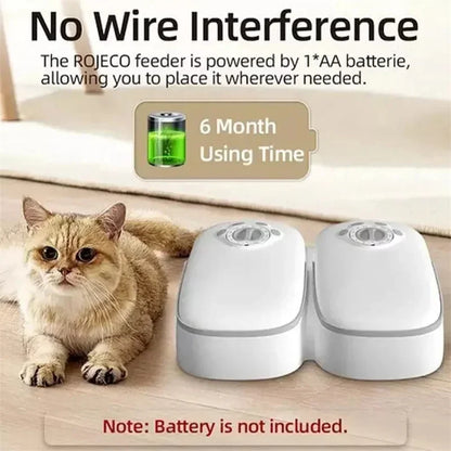 VaultHaus automatic pet food dispenser with no wire interference and 6-month battery life for convenient feeding