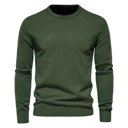 VaultHaus men's winter pullover sweater in dark green, perfect for stylish warmth during the colder months
