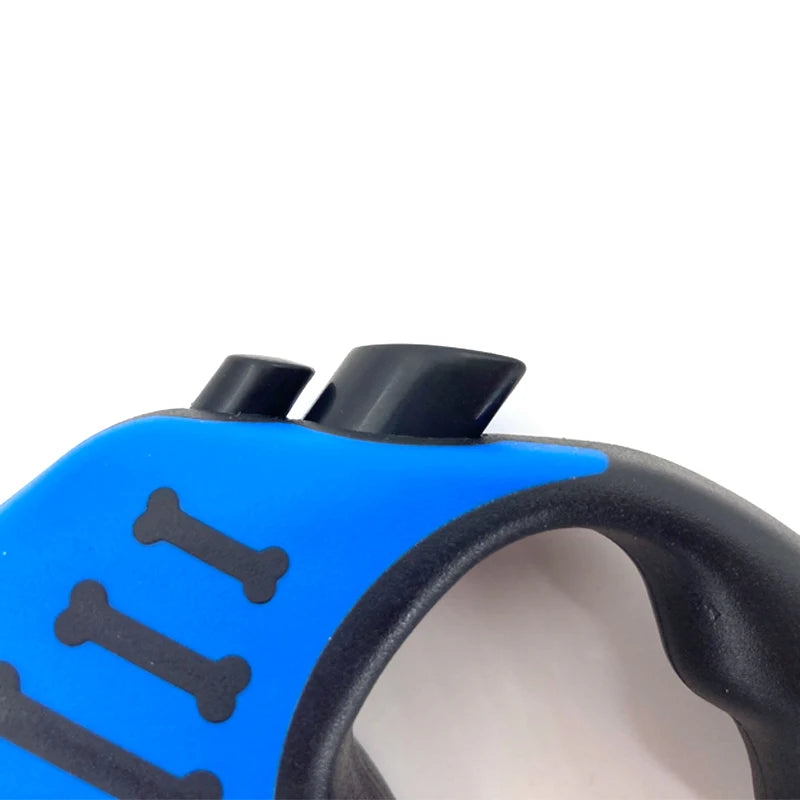 VaultHaus Retractable Dog Leash for All Breeds with ergonomic grip and durable design