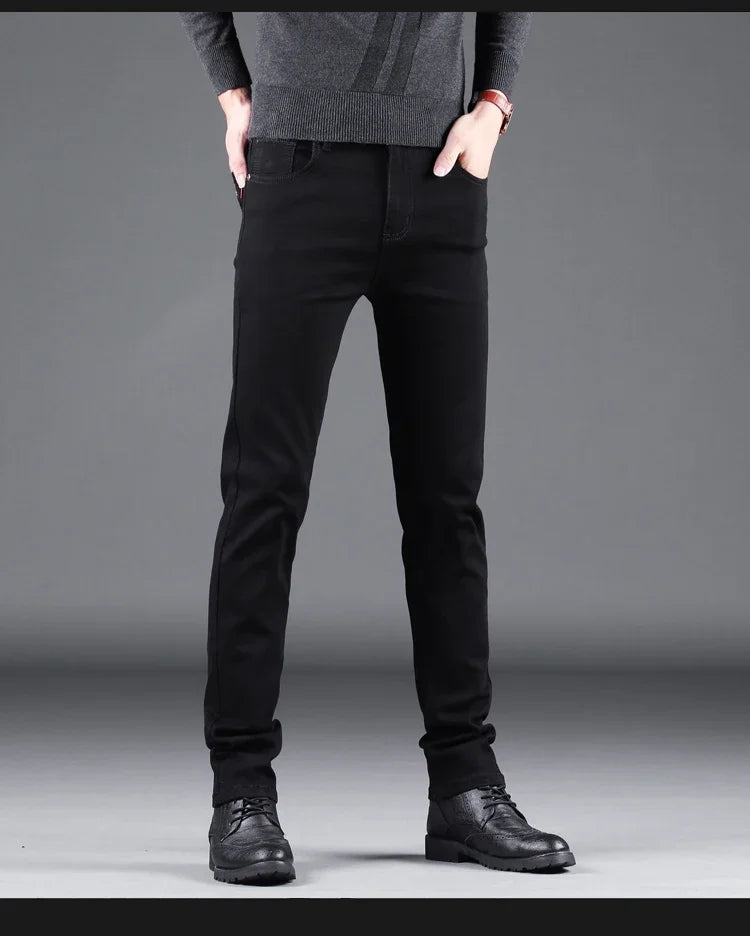 VaultHaus spring autumn men's jeans in black, slim fit with stylish design for versatile wear